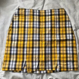 Hollister mini skirt